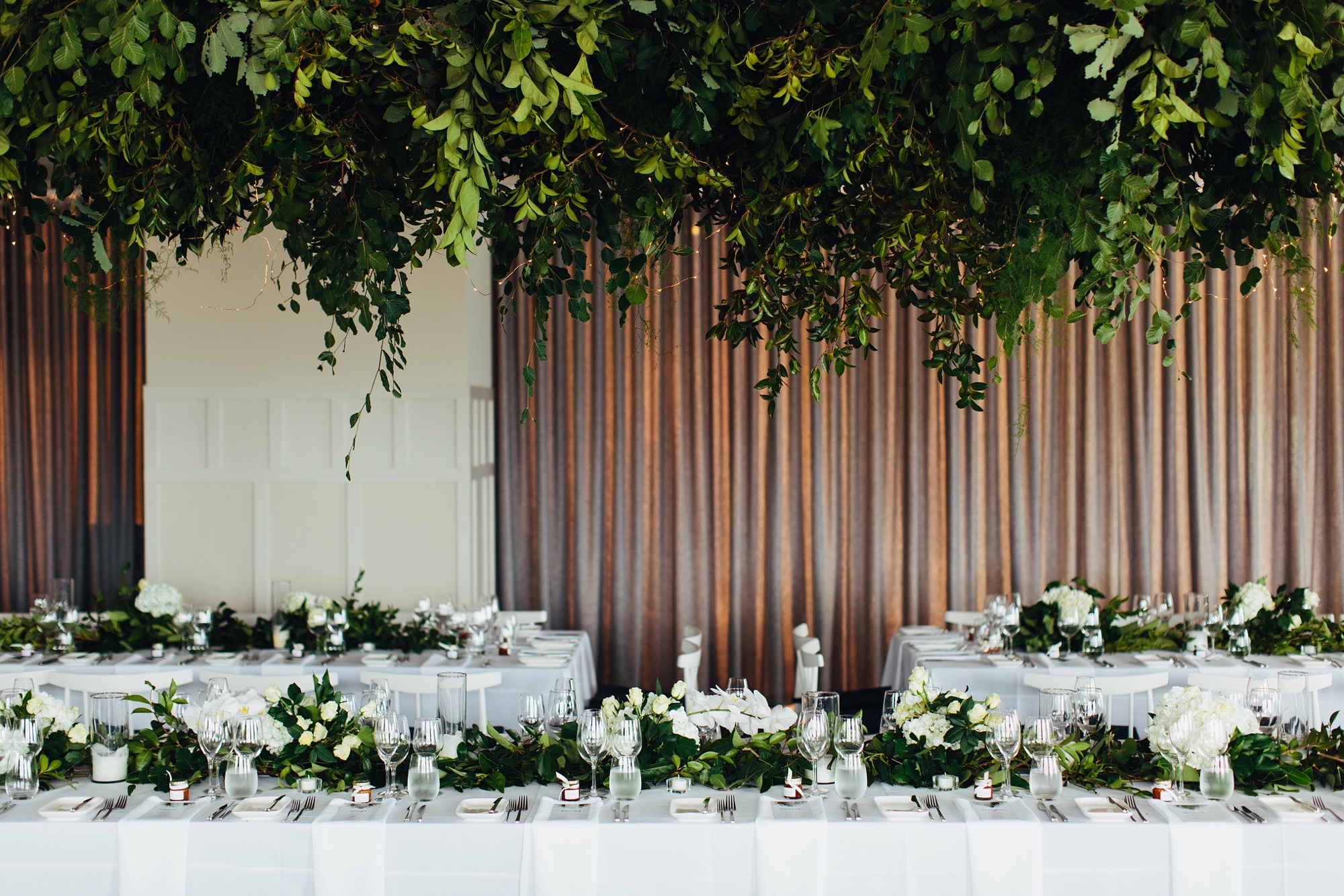 food-desire-harbour-room-wedding-0002